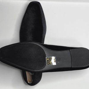 JOURNEE COLLECTION Women's Silas Velvet Loafer